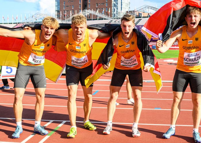 Die deutsche U20-100m-Staffel rund um Jakob Kemminer gewinnt Silber bei der EM in Tampere, Finland. (Foto: Jan Papenfuß)