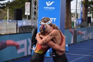 Anja Renner und Maria Paulig holen bei der Para-Triathlon-WM in Australien Bronze.