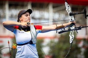 Charline Schwarz (Nürnberg), Katharina Bauer (Raubling) und Elisa Tartler (Berlin) Gold bei der Europameisterschaft in Antalya, Türkei im Recurve-Wettbewerb der Damen. (Foto: Saygin Akici)
