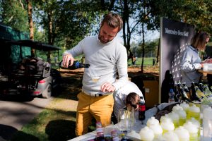 Das Sponsorendorf beim GOLF CHARITY CUP 2026 war wieder großes Kino.